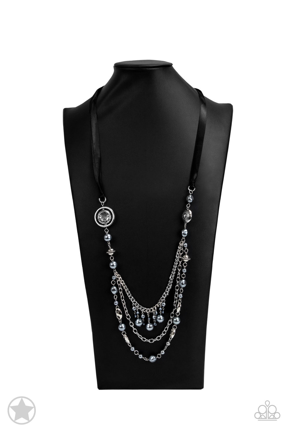 Back for more on sale black necklace paparazzi