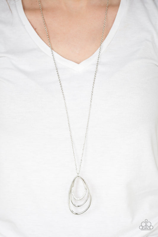 Already Aglow - white - Paparazzi necklace