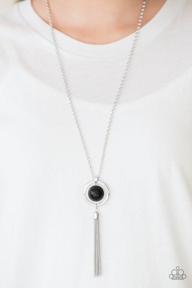 Always Front and Center - black - Paparazzi necklace