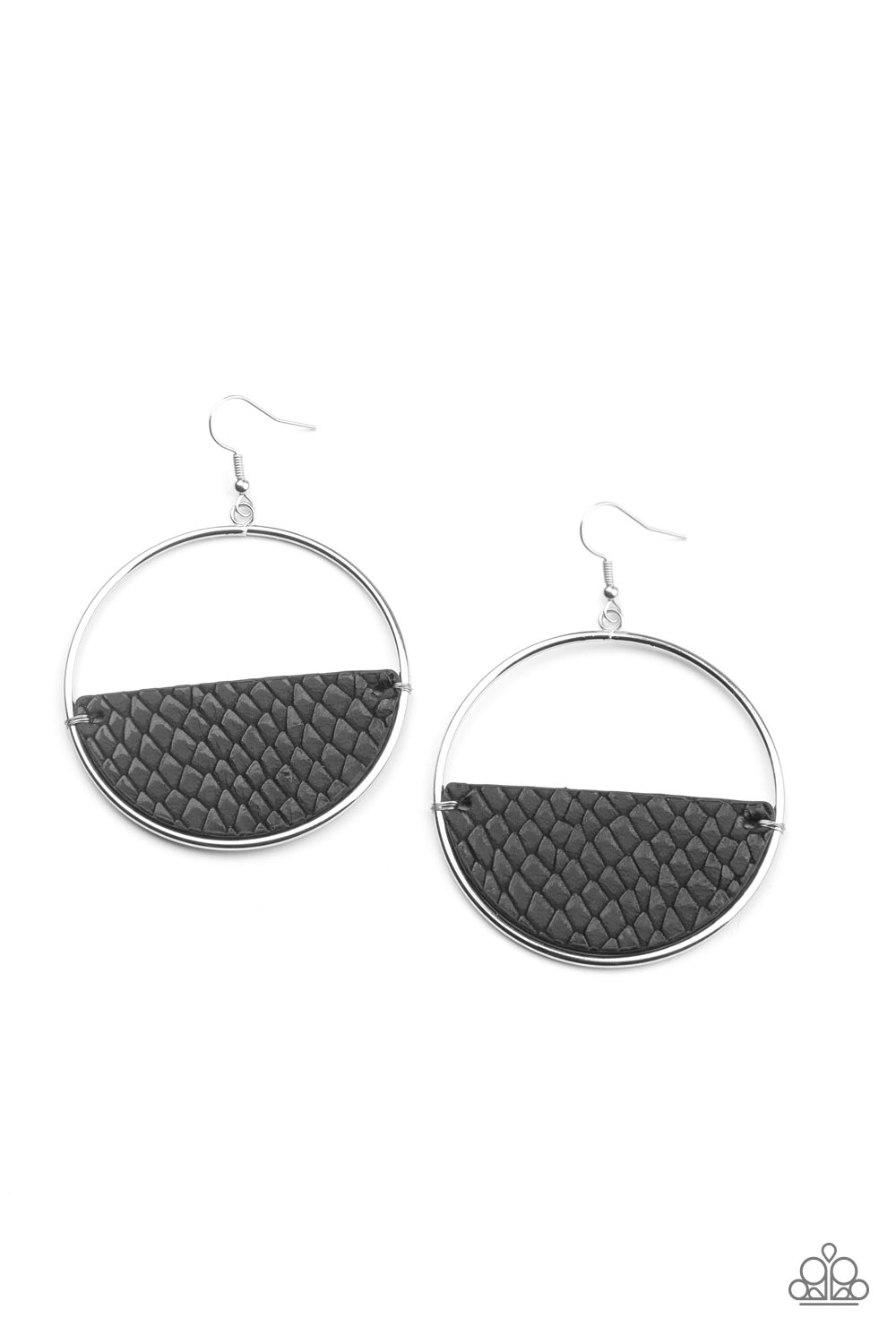 Animal Aesthetic - black - Paparazzi earrings