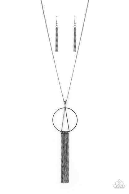 Apparatus Applique - black - Paparazzi necklace