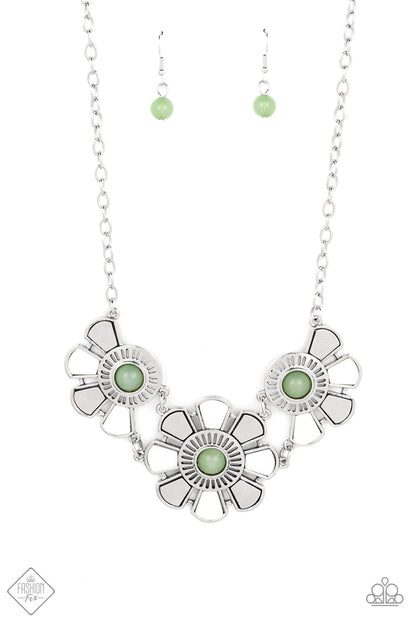 Aquatic Garden - green - Paparazzi necklace