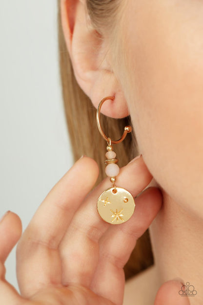 Artificial STARLIGHT - gold - Paparazzi earrings