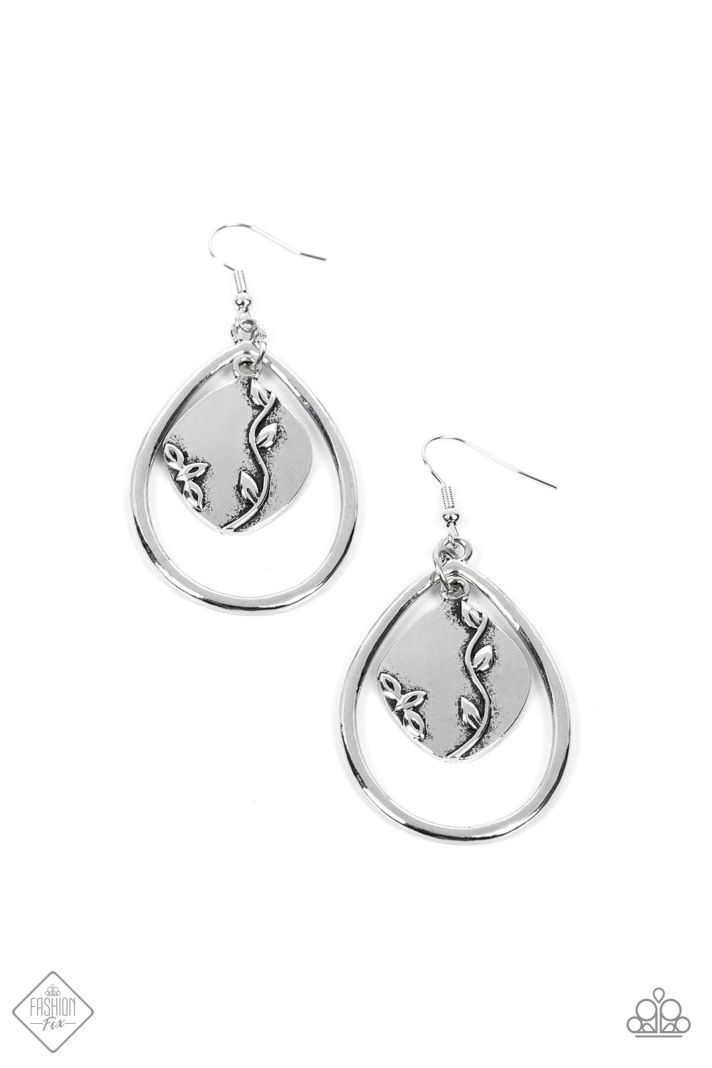 Artisan Refuge - silver - Paparazzi earrings