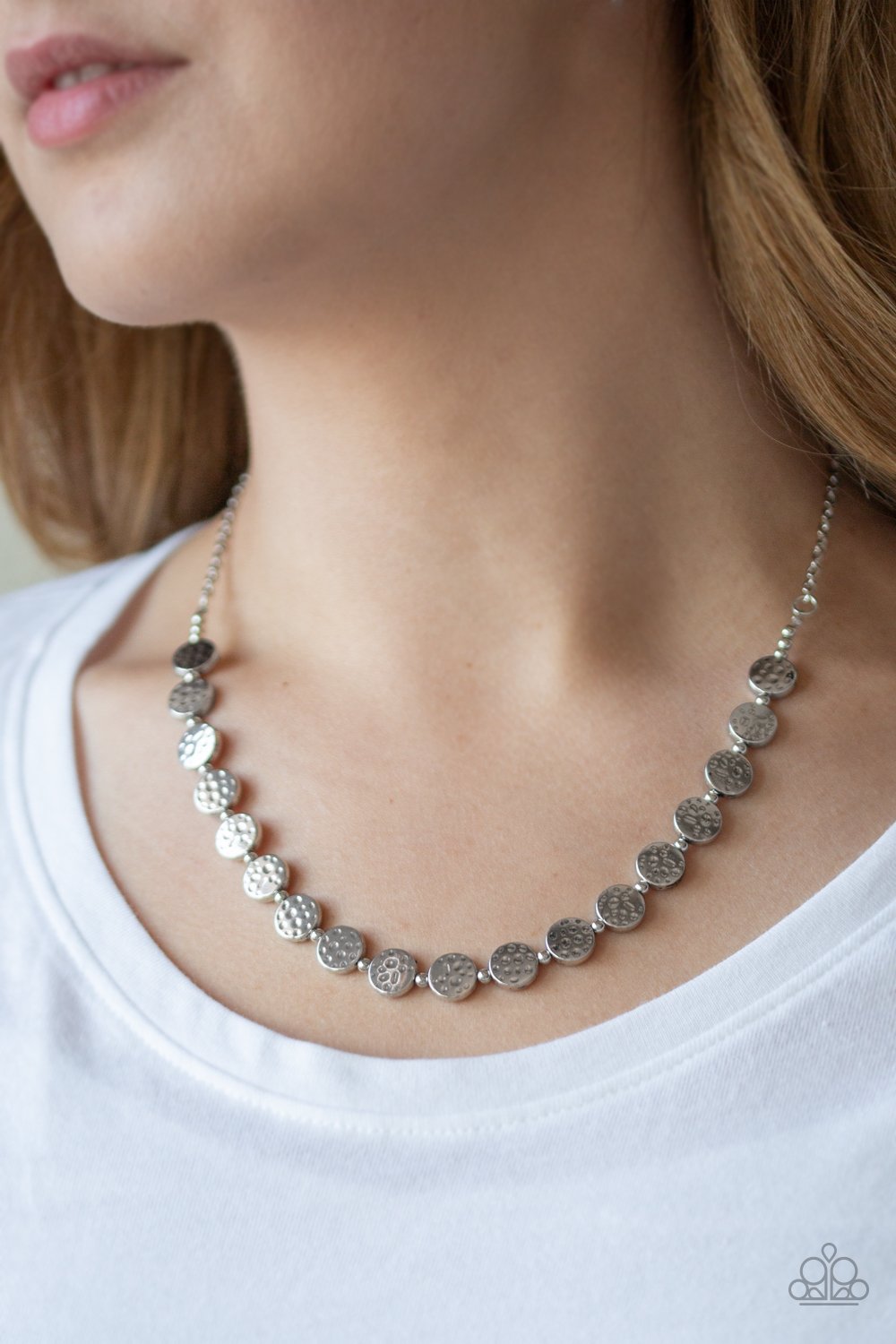 Artisanal Affluence-silver-Paparazzi necklace