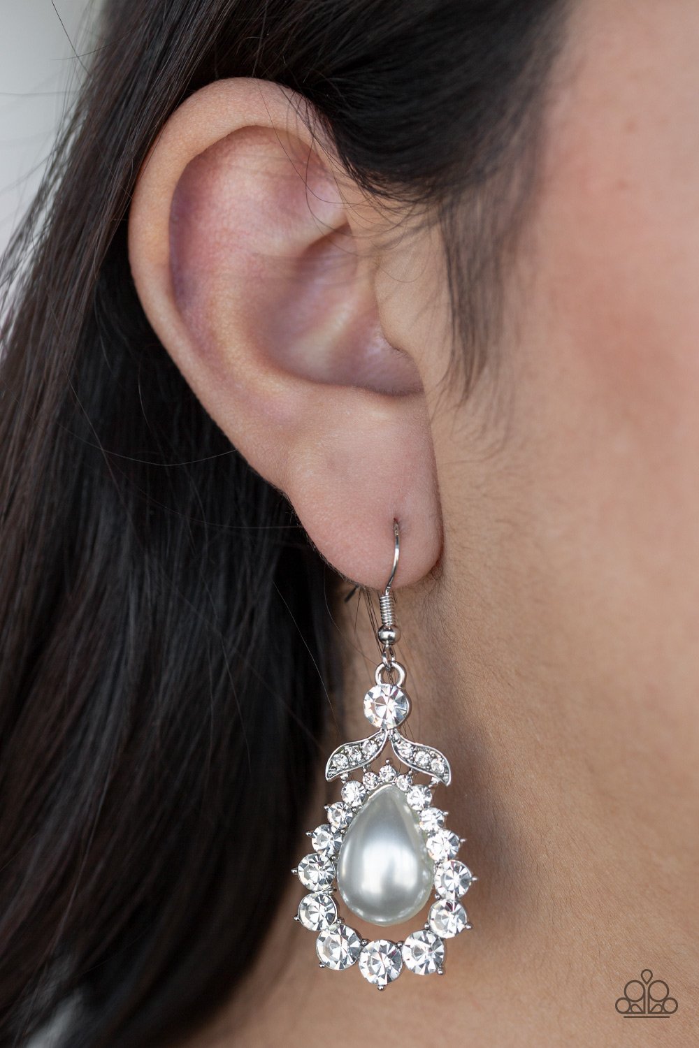Award Winning Shimmer-white-Paparazzi earrings
