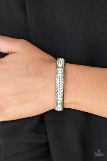 Babe Bling-green-Paparazzi bracelet