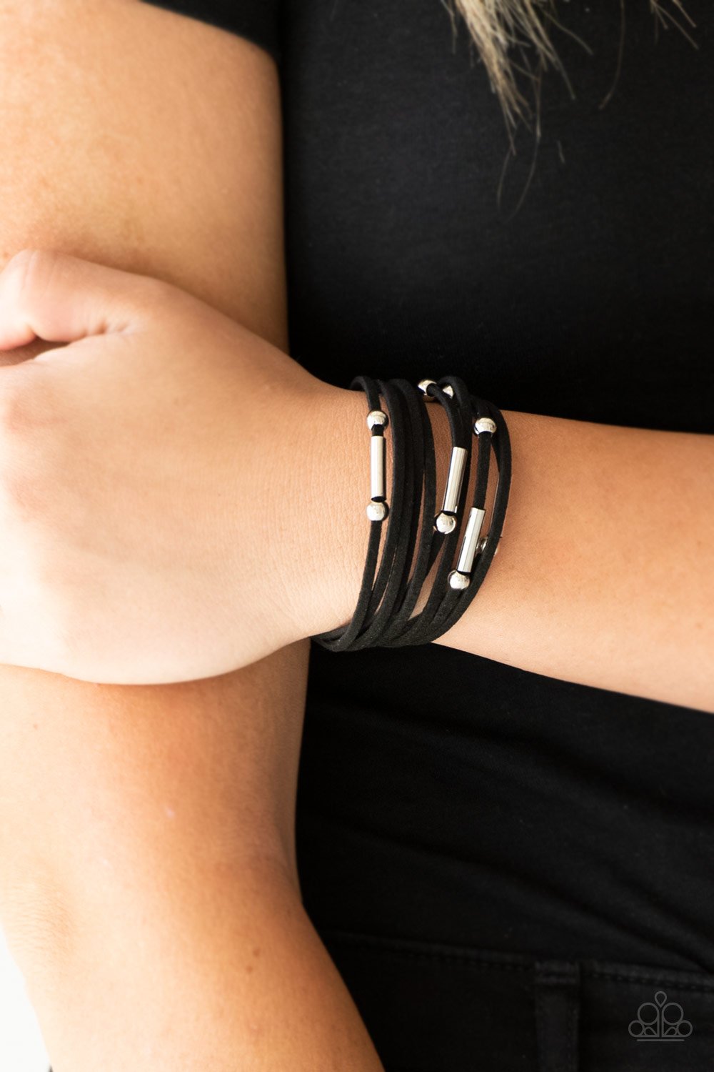 Back to Backpacker-black-Paparazzi bracelet