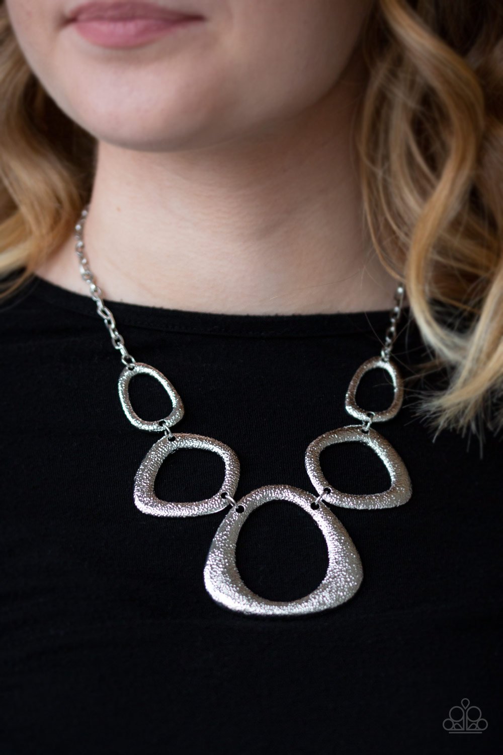 Backstreet Bandit-silver-Paparazzi necklace