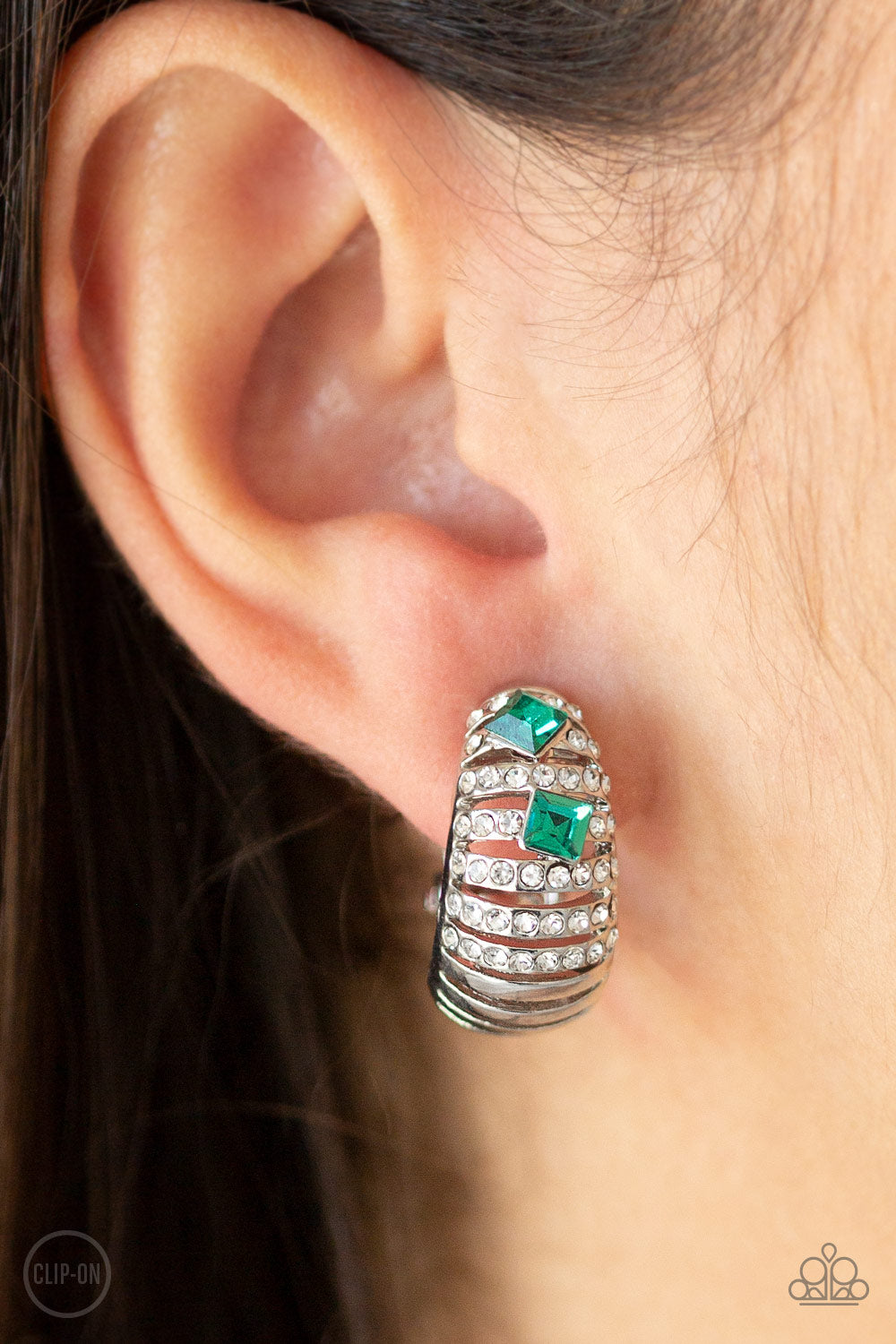 Bank Tank - green - Paparazzi CLIP ON earrings