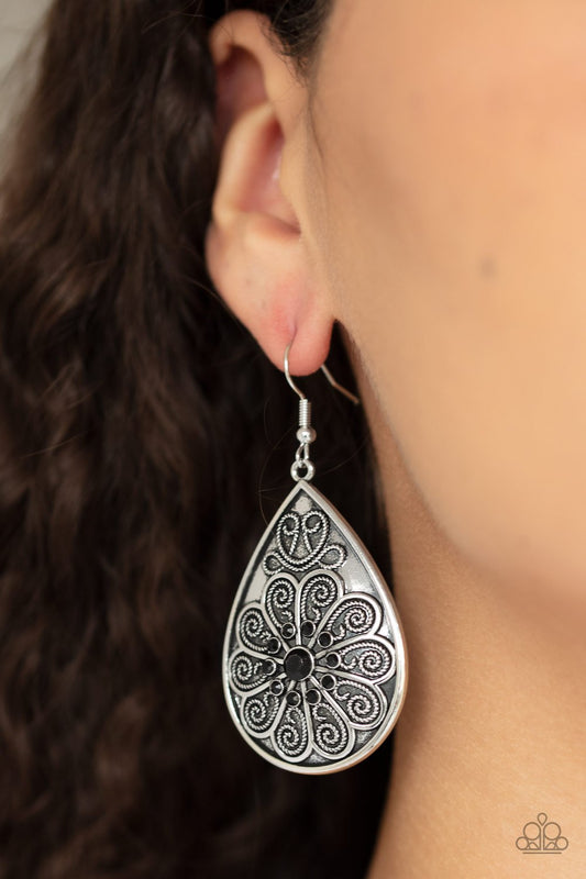 Banquet Bling-black-Paparazzi earrings