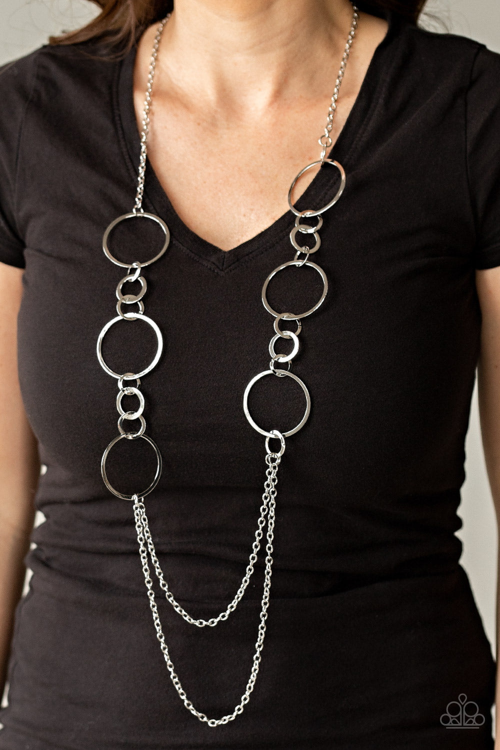 Basic Babe - silver - Paparazzi necklace