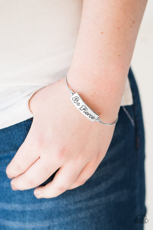 Be Fierce - silver - Paparazzi bracelet