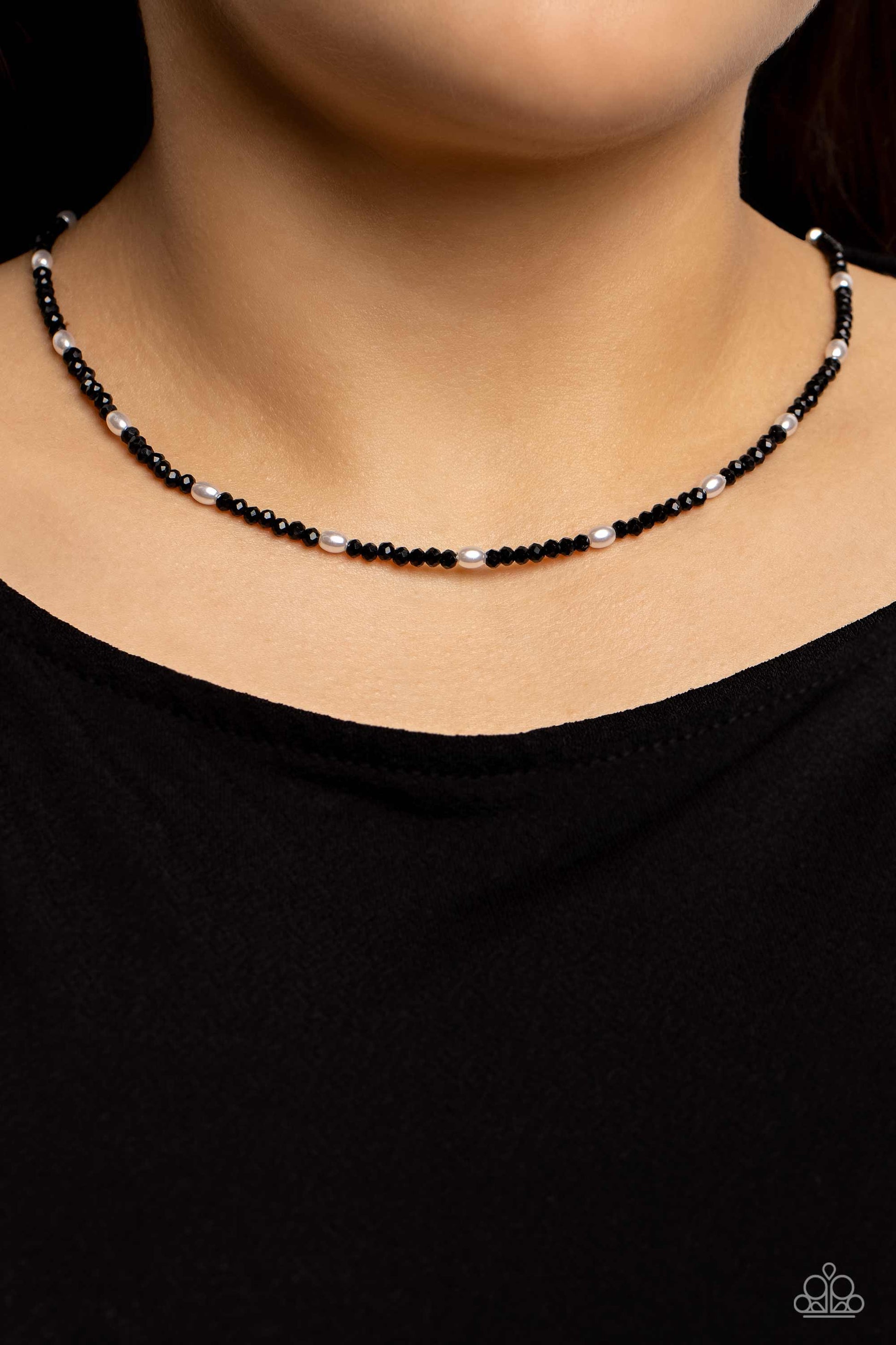 Beaded Blitz - black - Paparazzi necklace