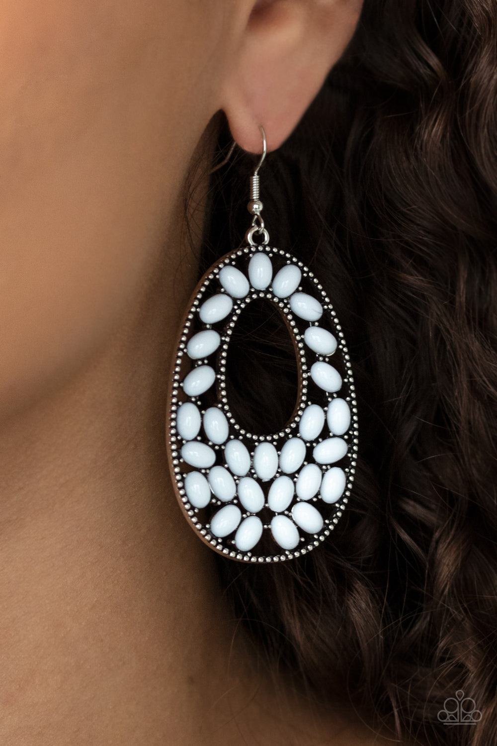 Beaded Shores - white - Paparazzi earrings