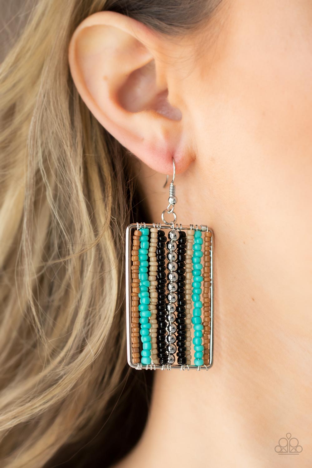 Beadwork Wonder - black - Paparazzi earrings