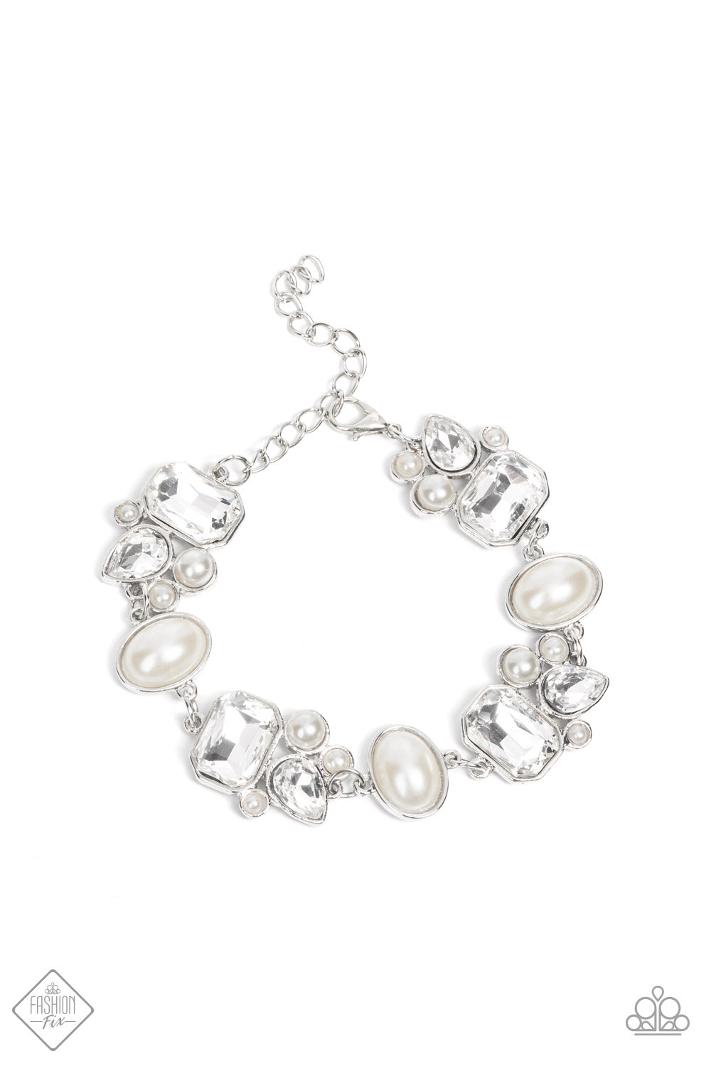 Best in SHOWSTOPPING - white - Paparazzi bracelet