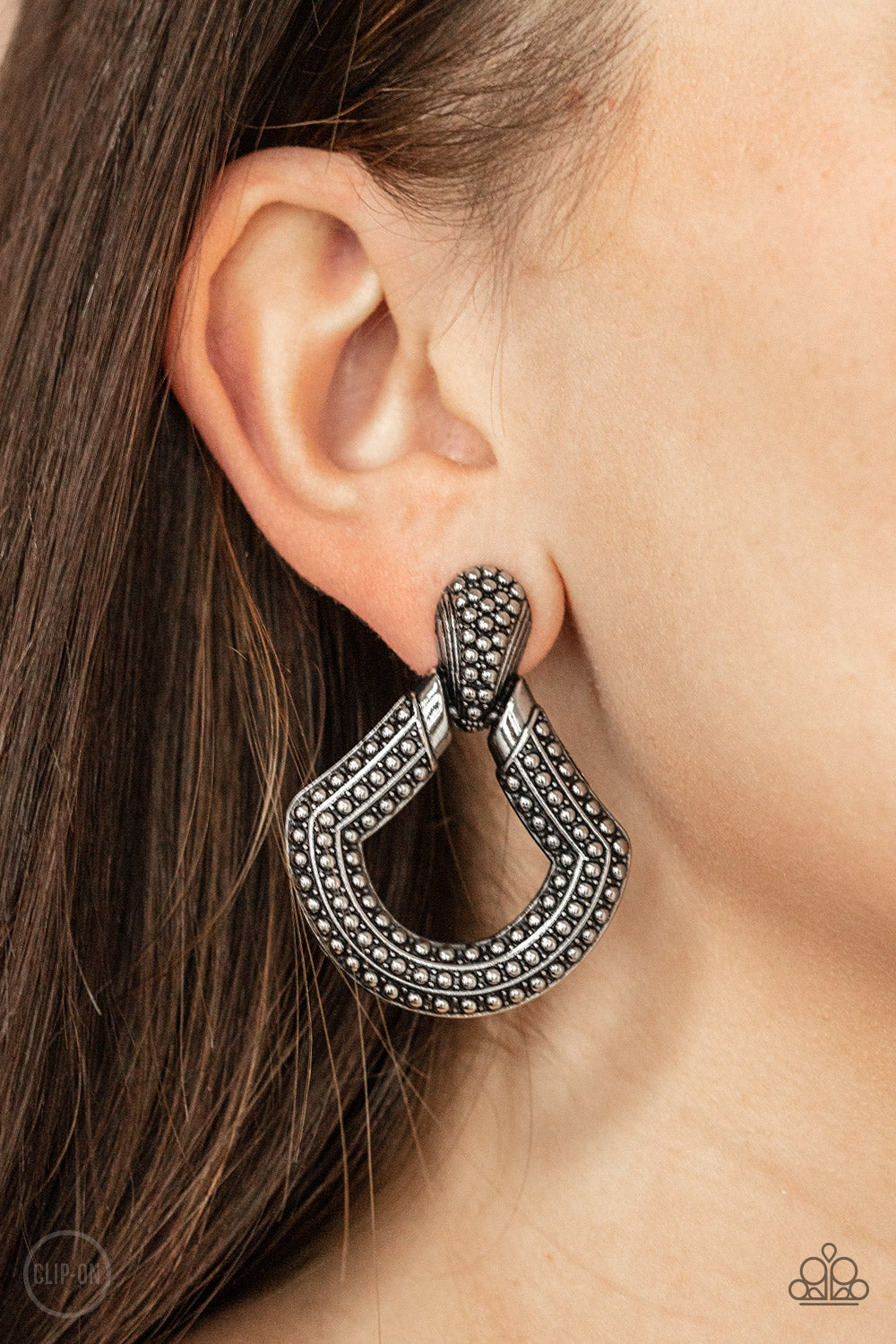 Better Buckle Up - silver - Paparazzi CLIP ON earrings