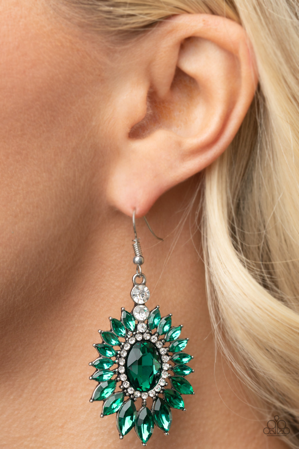 Big Time Twinkle - green - Paparazzi earrings