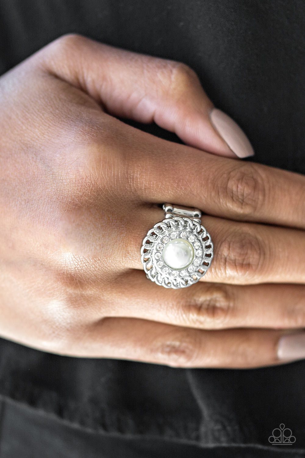 Big City Attitude - white - Paparazzi ring