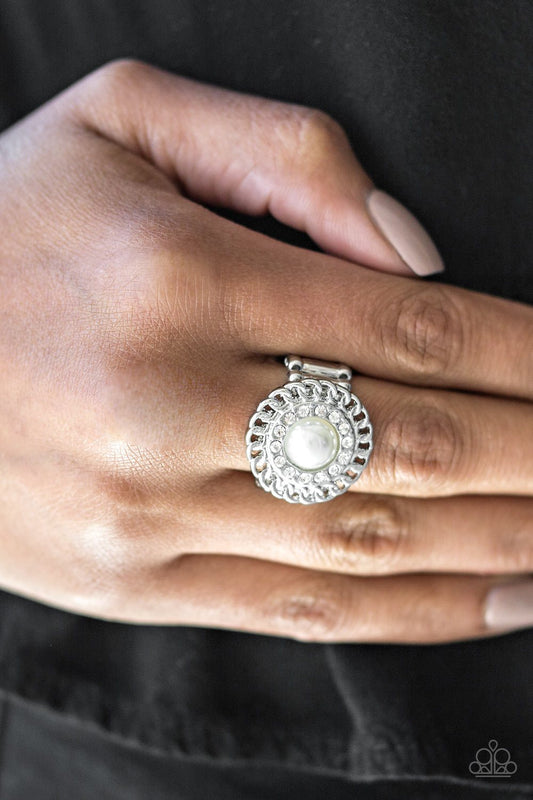 Big City Attitude - white - Paparazzi ring