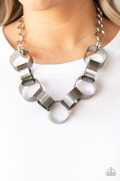 Big Hit - silver - Paparazzi necklace
