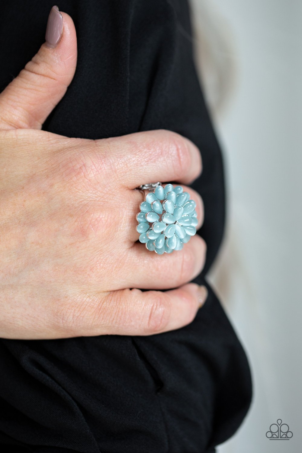 Bloomin Bloomer-blue-Paparazzi ring