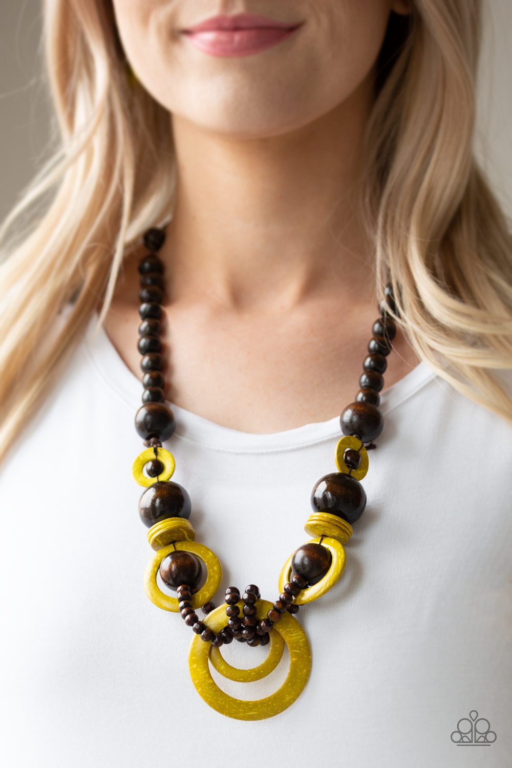 Boardwalk Party-yellow-Paparazzi necklace