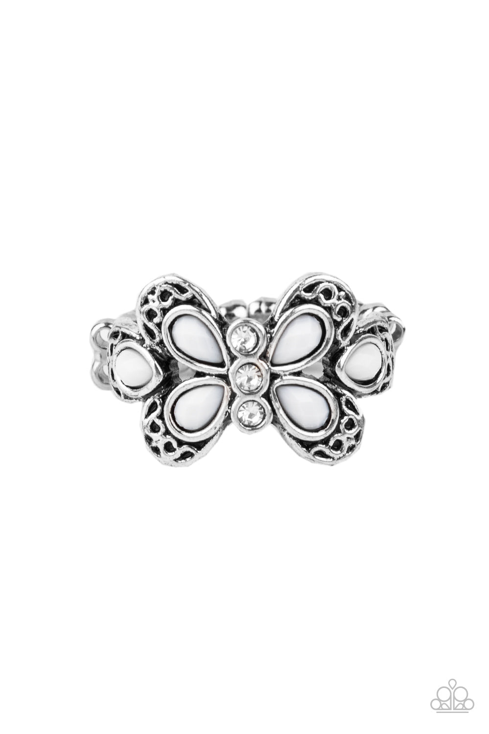 Boho Butterfly - white - Paparazzi ring