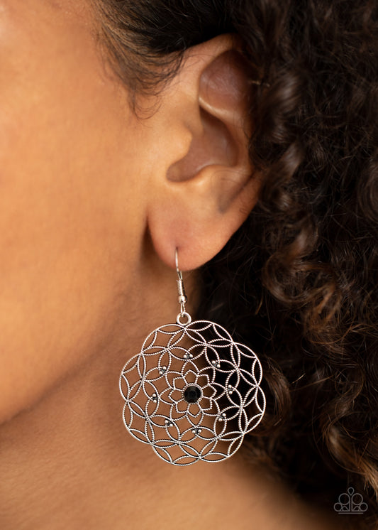 Botanical Bash - black - Paparazzi earrings