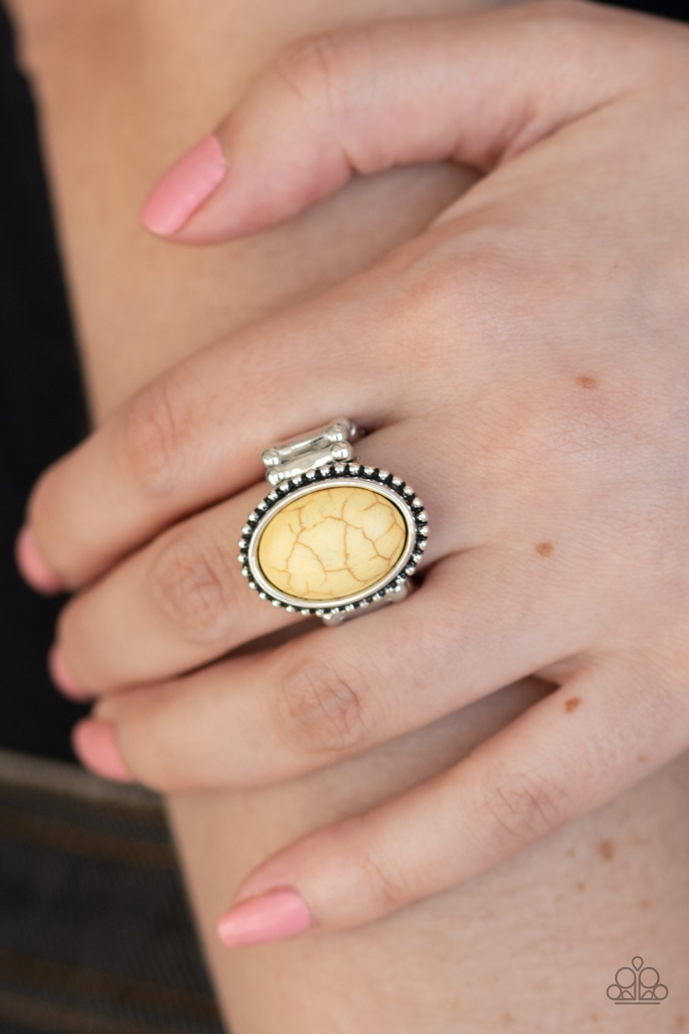 Bountiful Deserts-yellow-Paparazzi ring