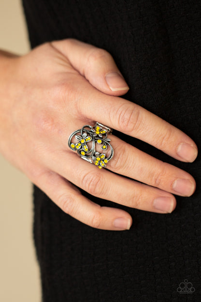 Bouquet Toss - yellow - Paparazzi ring