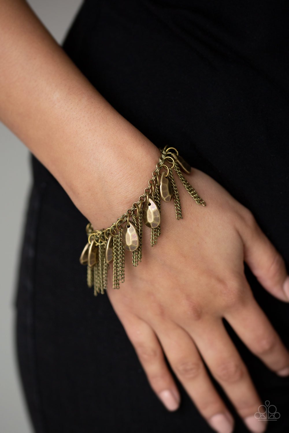 Brag Swag - brass - Paparazzi bracelet