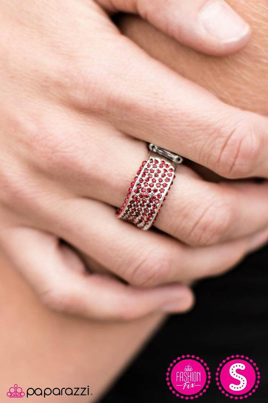 Brand SPARKLING New - Paparazzi ring