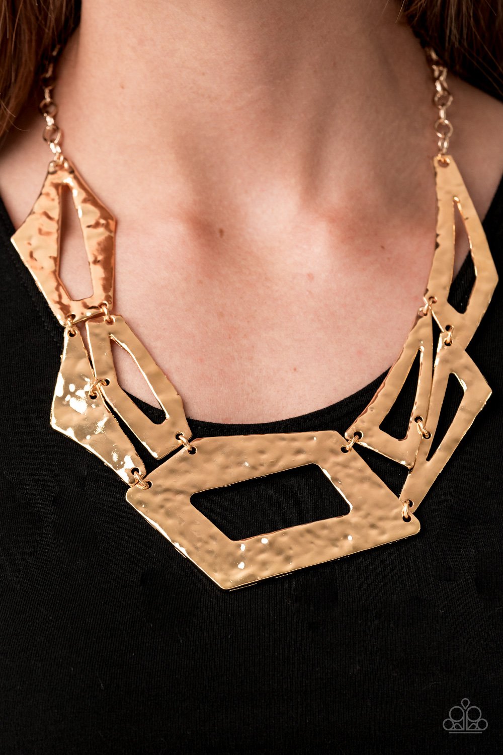 Break the Mold-gold-Paparazzi necklace