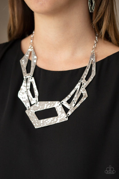 Break the Mold-silver-Paparazzi necklace