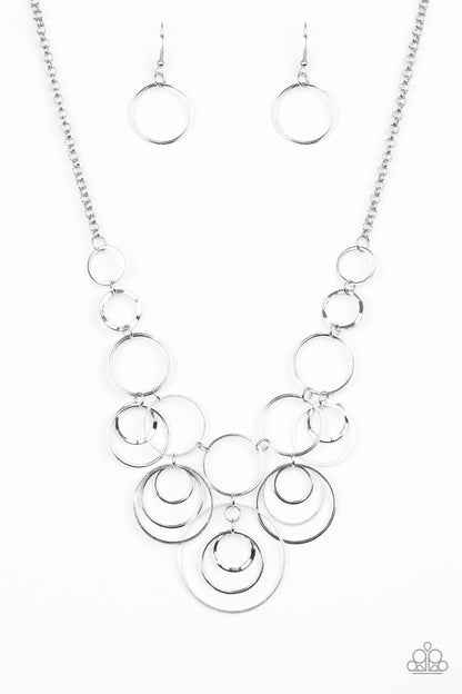 Break the Cycle - silver - Paparazzi necklace