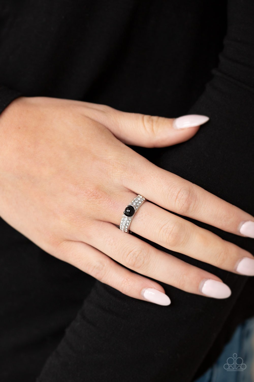Brighten Your Day-black-Paparazzi ring