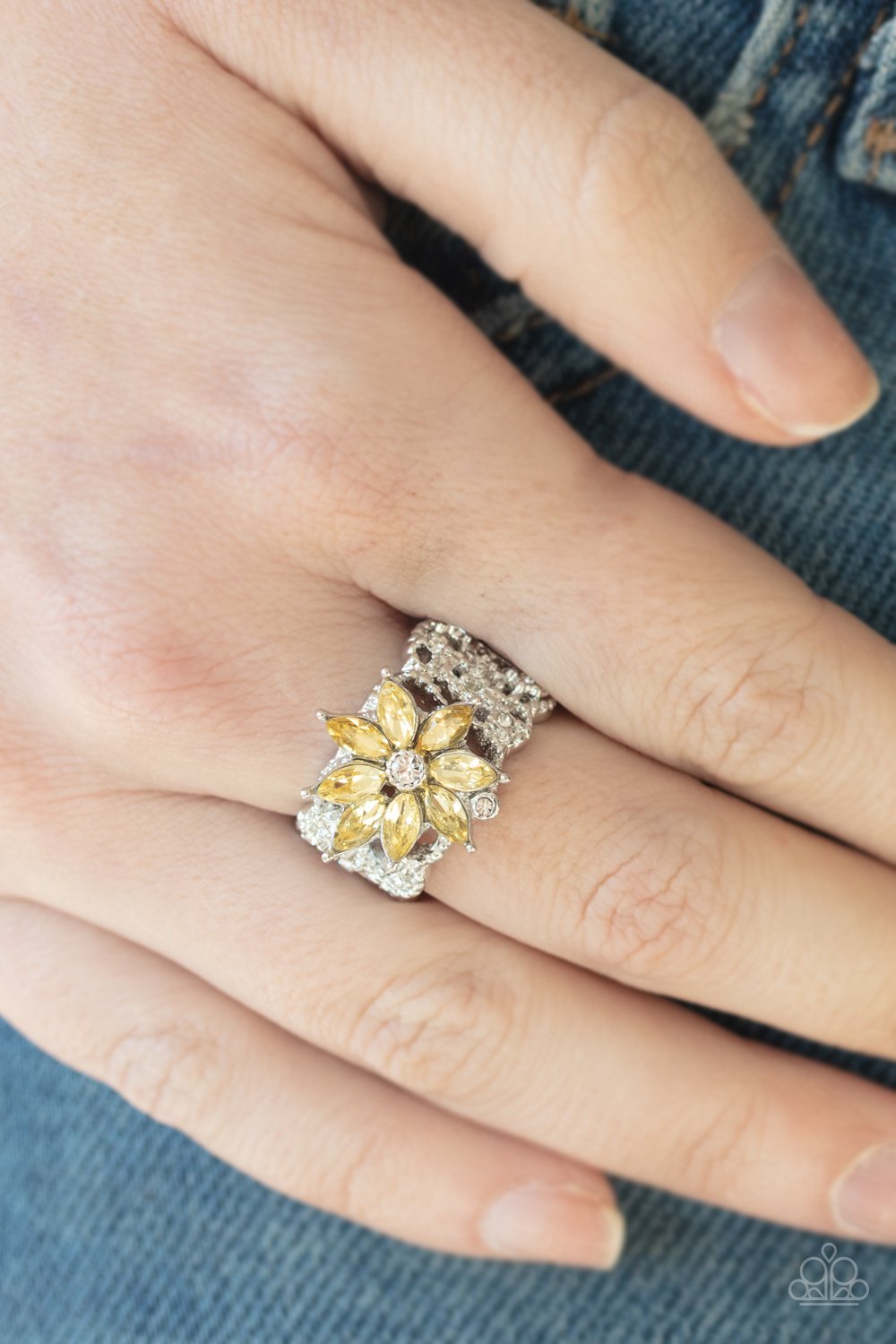 Brilliantly Blooming-yellow-Paparazzi ring