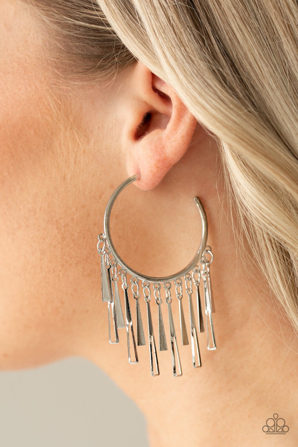 Bring the Noise-silver-Paparazzi earrings