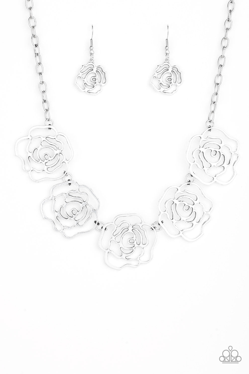 Budding Beauty - silver - Paparazzi necklace