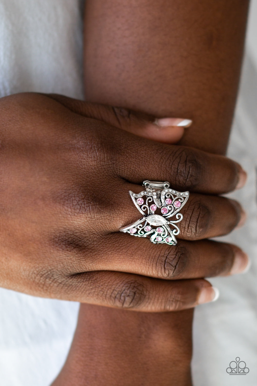 Butterfly Bliss - pink - Paparazzi ring