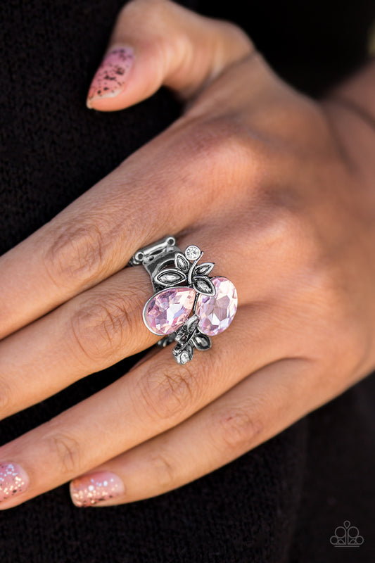 Butterfly Buoyancy - pink - Paparazzi ring