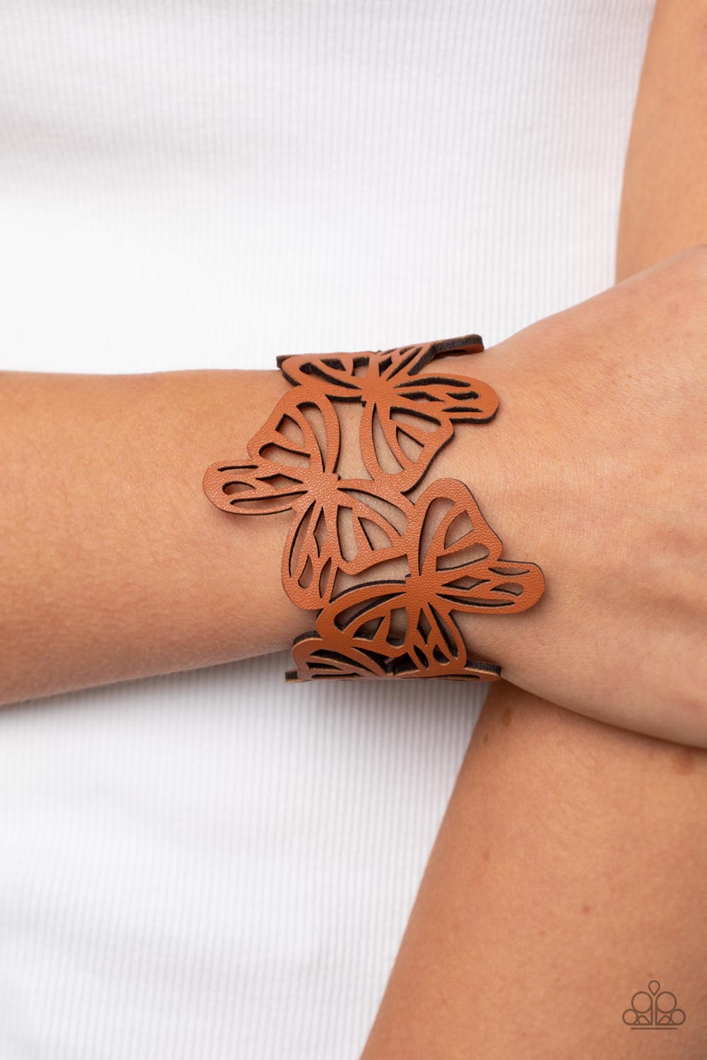 Butterfly Breeze - brown - Paparazzi bracelet