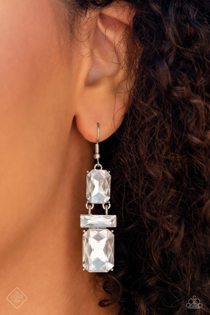 CHAIN Check - white - Paparazzi earrings