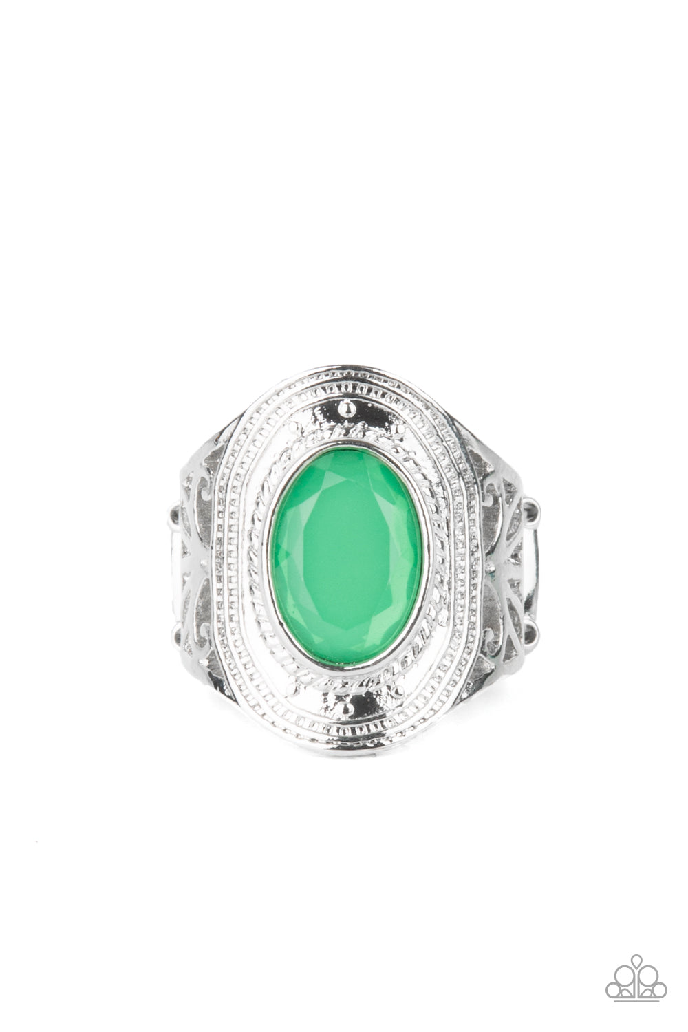 Calm And Classy - green - Paparazzi ring