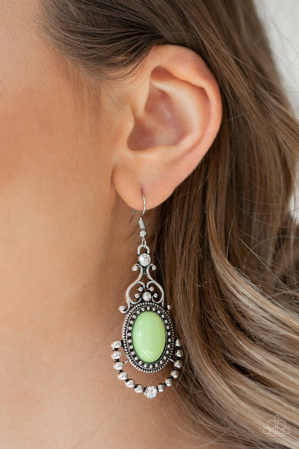 Cameo and Juliet-green-Paparazzi earrings