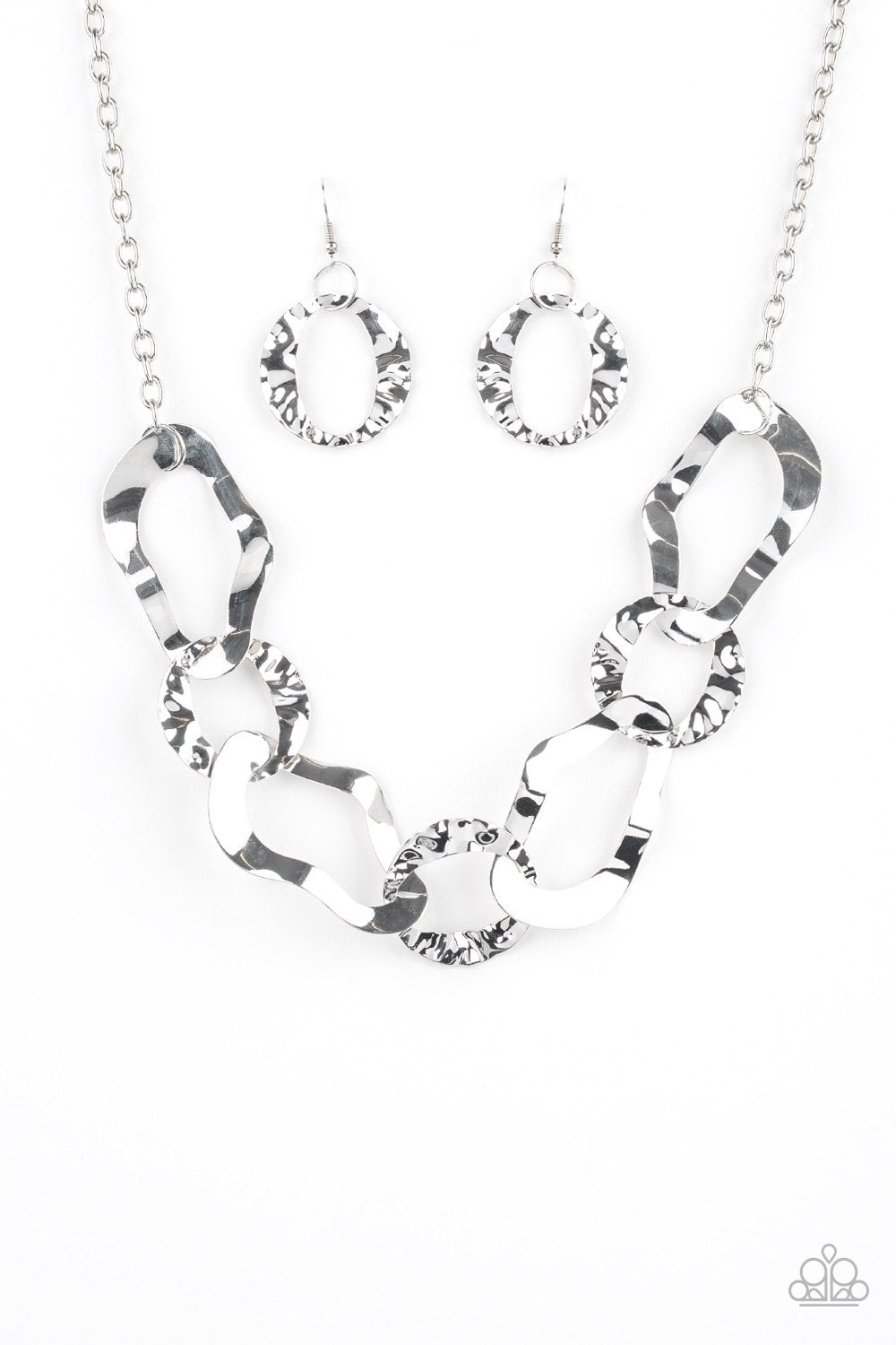 Capital Contour-silver-Paparazzi necklace