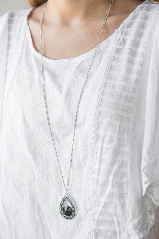 Castle Cabaret - black - Paparazzi necklace