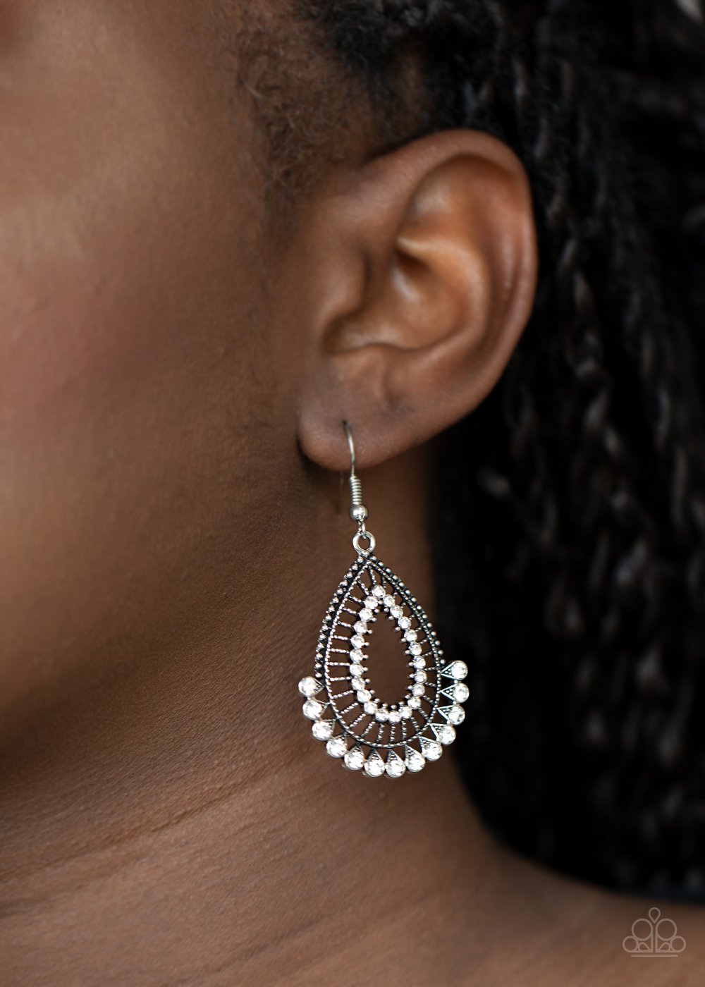 Castle Collection - white - Paparazzi earrings
